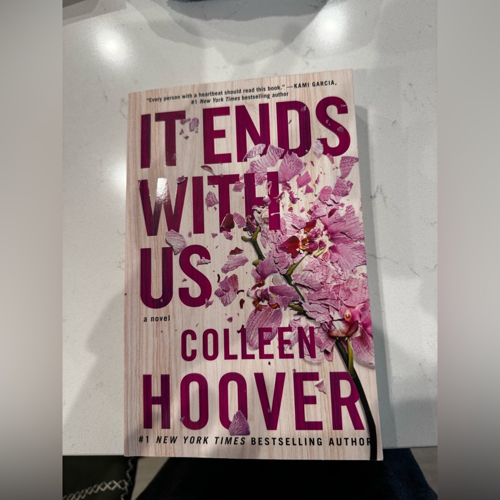 It ends with us by Colleen Hoover